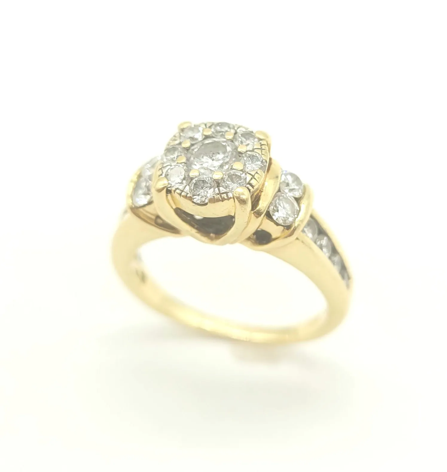 1 Carat Diamond Ring