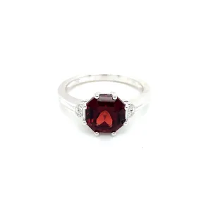 Hexagonal Garnet & Diamonds Ring