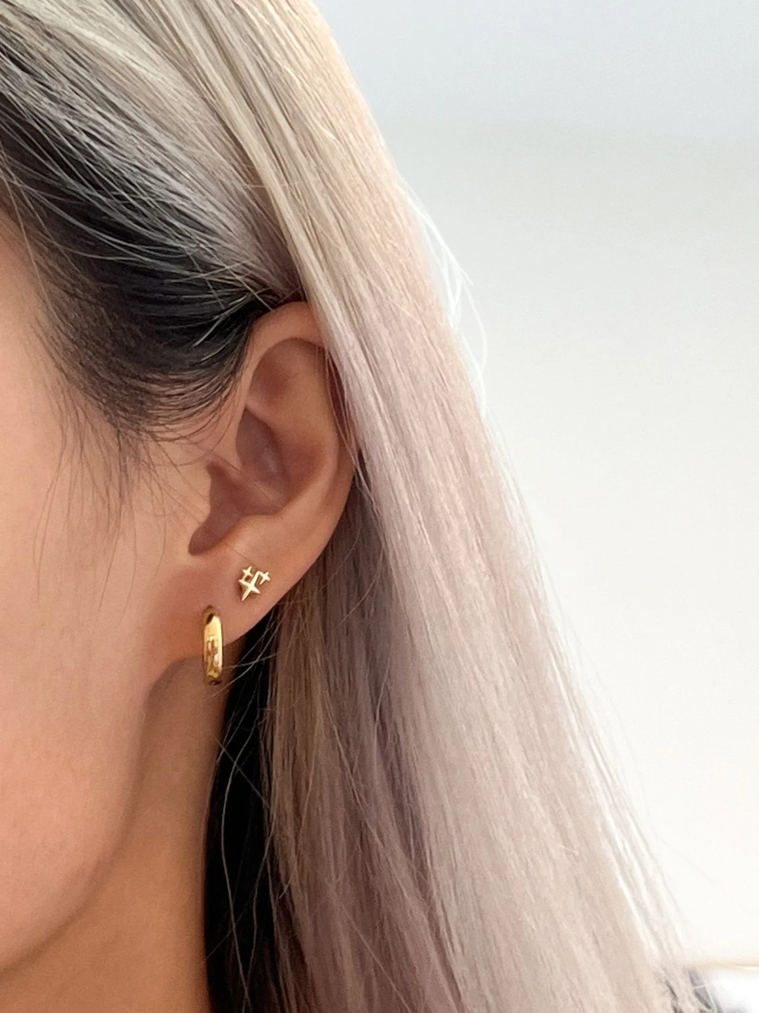 Stars Stud Earrings in Gold